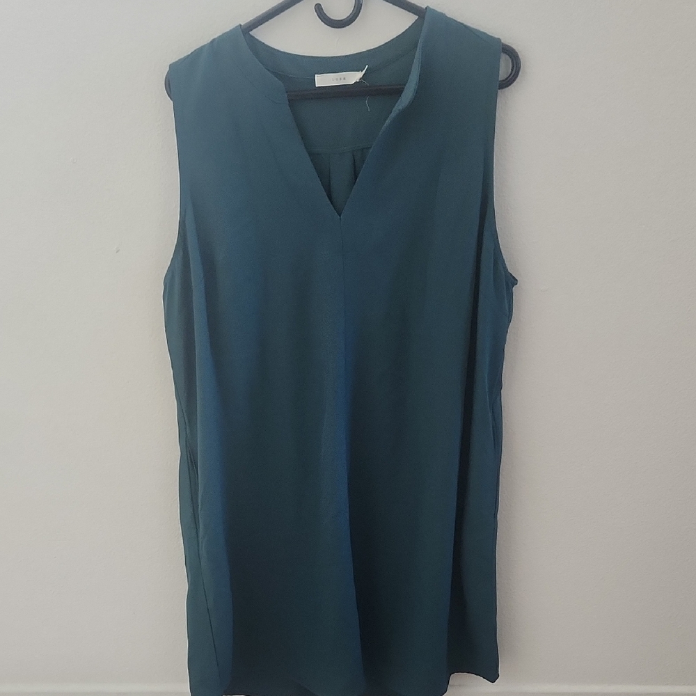 Lush V-Neck Green Tunic Blouse
